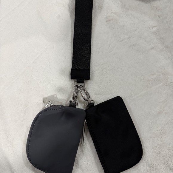 Lululemon Duo Keychain - Picture 2 of 4